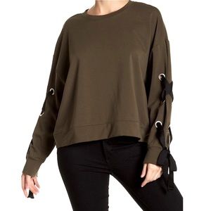 NWT Two By Vince Camuto Oversized Olive Green Pull Over Sweater
